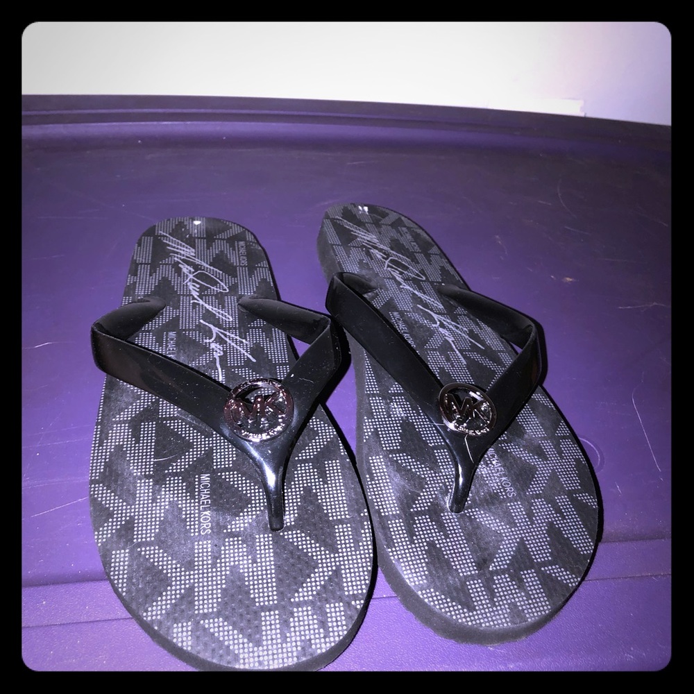 MK Flip Flops